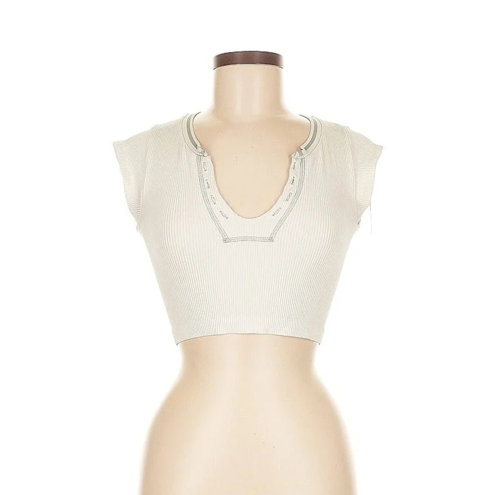 Women's Cream Crop Top